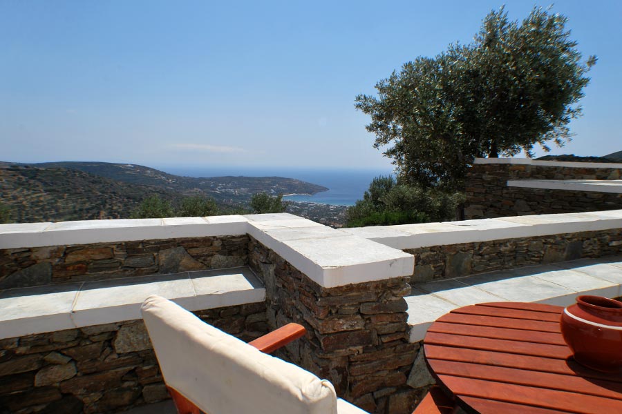 Studios for rent at Sifnos with sea views